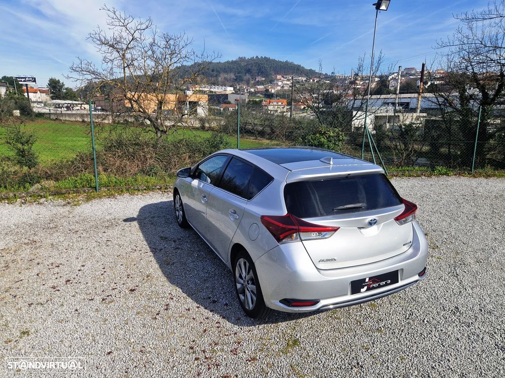 Toyota Auris 1.8 HSD Exclusive - 15
