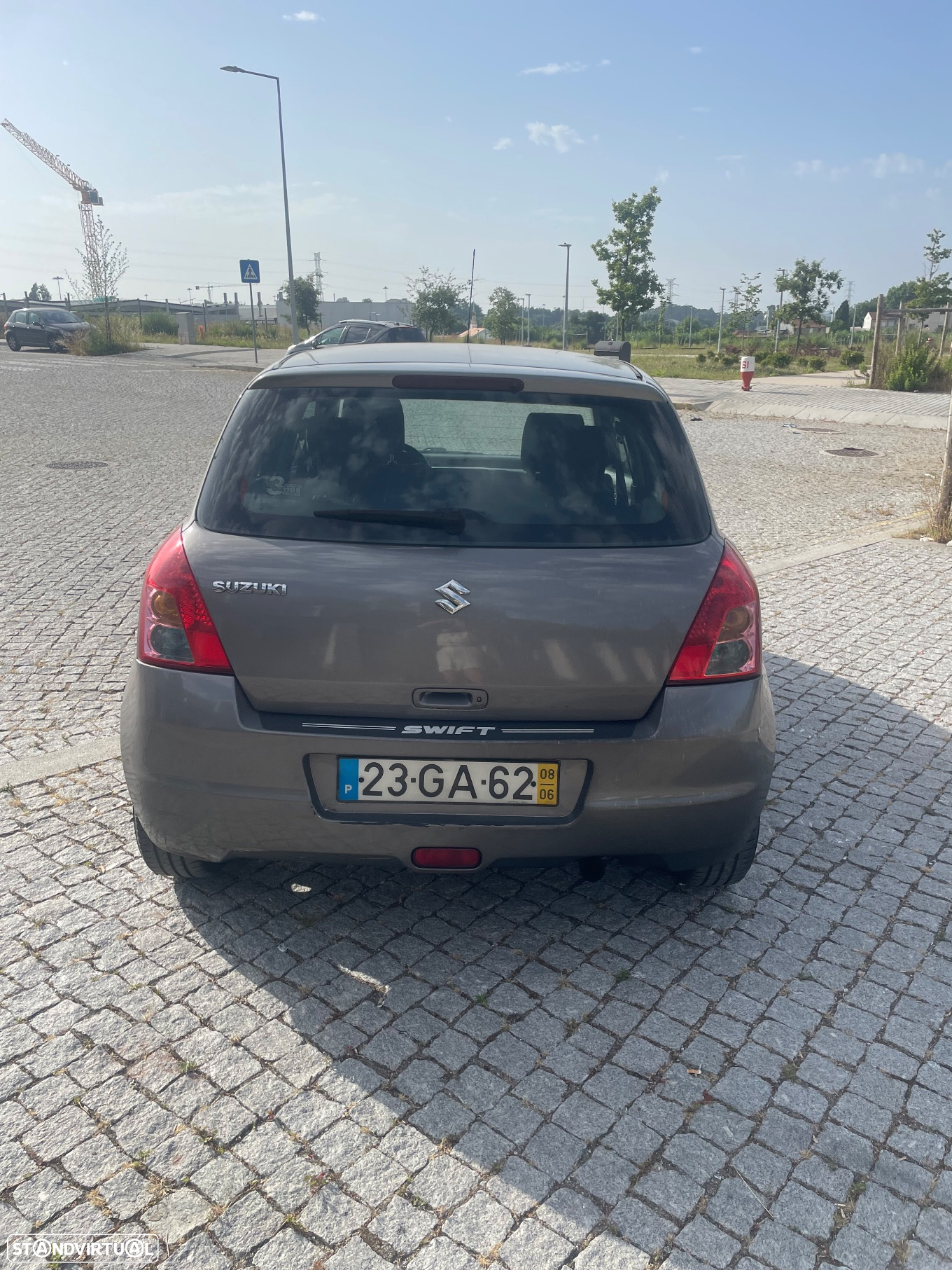 Suzuki Swift 1.3 DDiS GL - 4