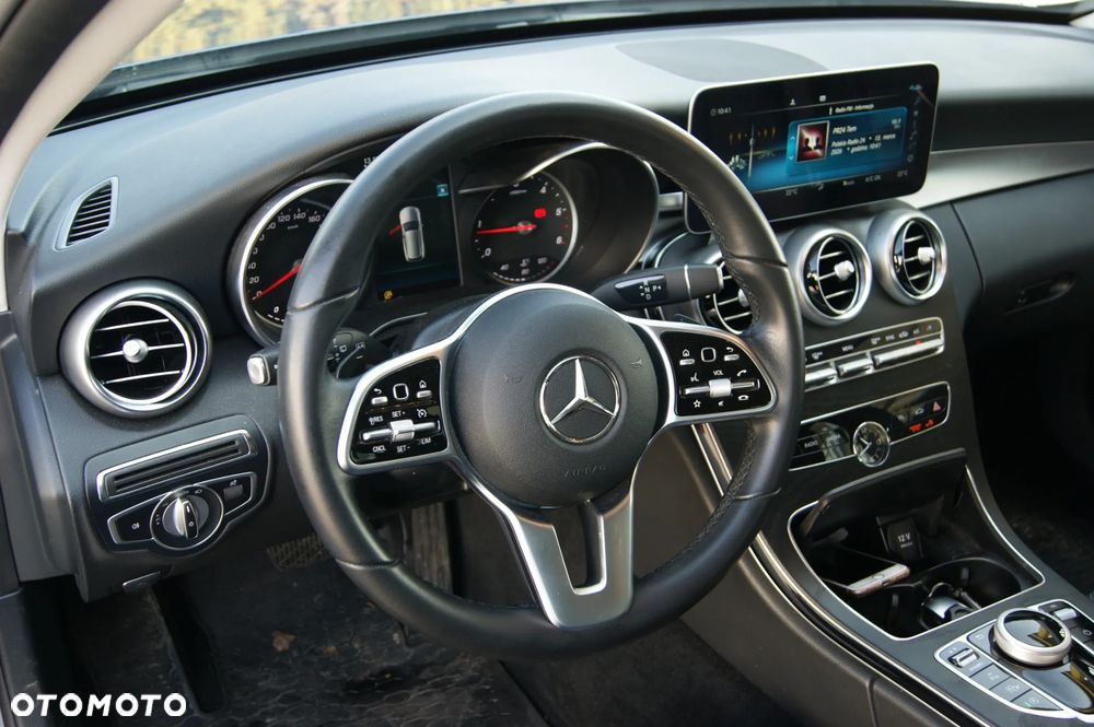 Mercedes-Benz Klasa C 220 d 9G-TRONIC Exclusive - 10