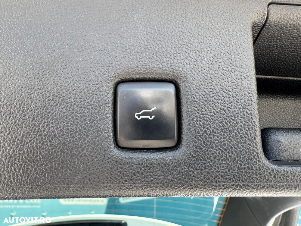 Ford Kuga - 15