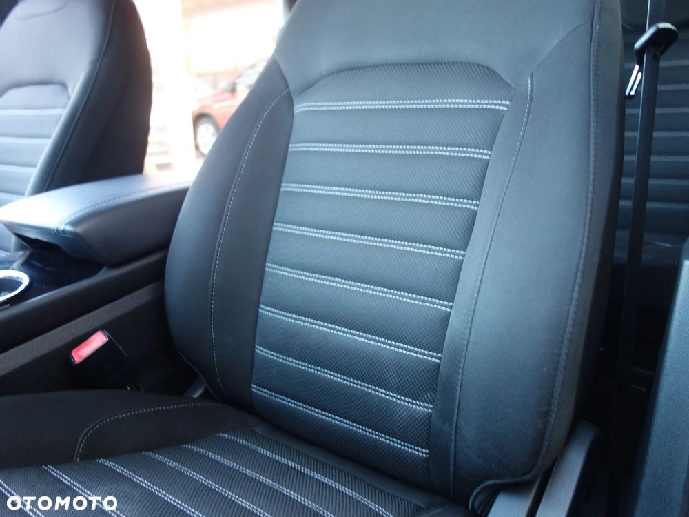 Ford Galaxy 2.0 TDCi Titanium - 29