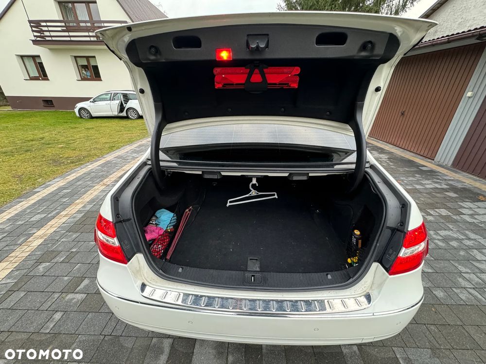 Mercedes-Benz Klasa E - 11