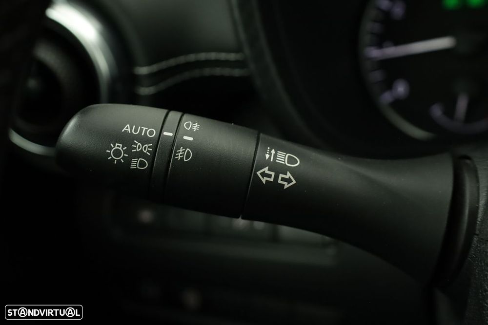 Nissan Juke 1.0 DIG-T N-Design Black - 16