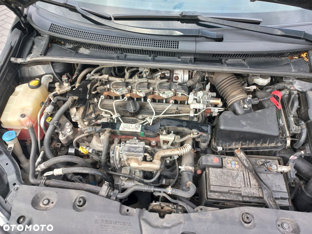 Toyota Avensis 2.0 D-4D - 14