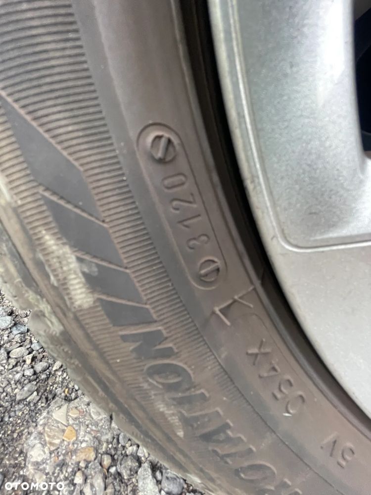 Hyundai i30 1.5 DPI Classic + - 22