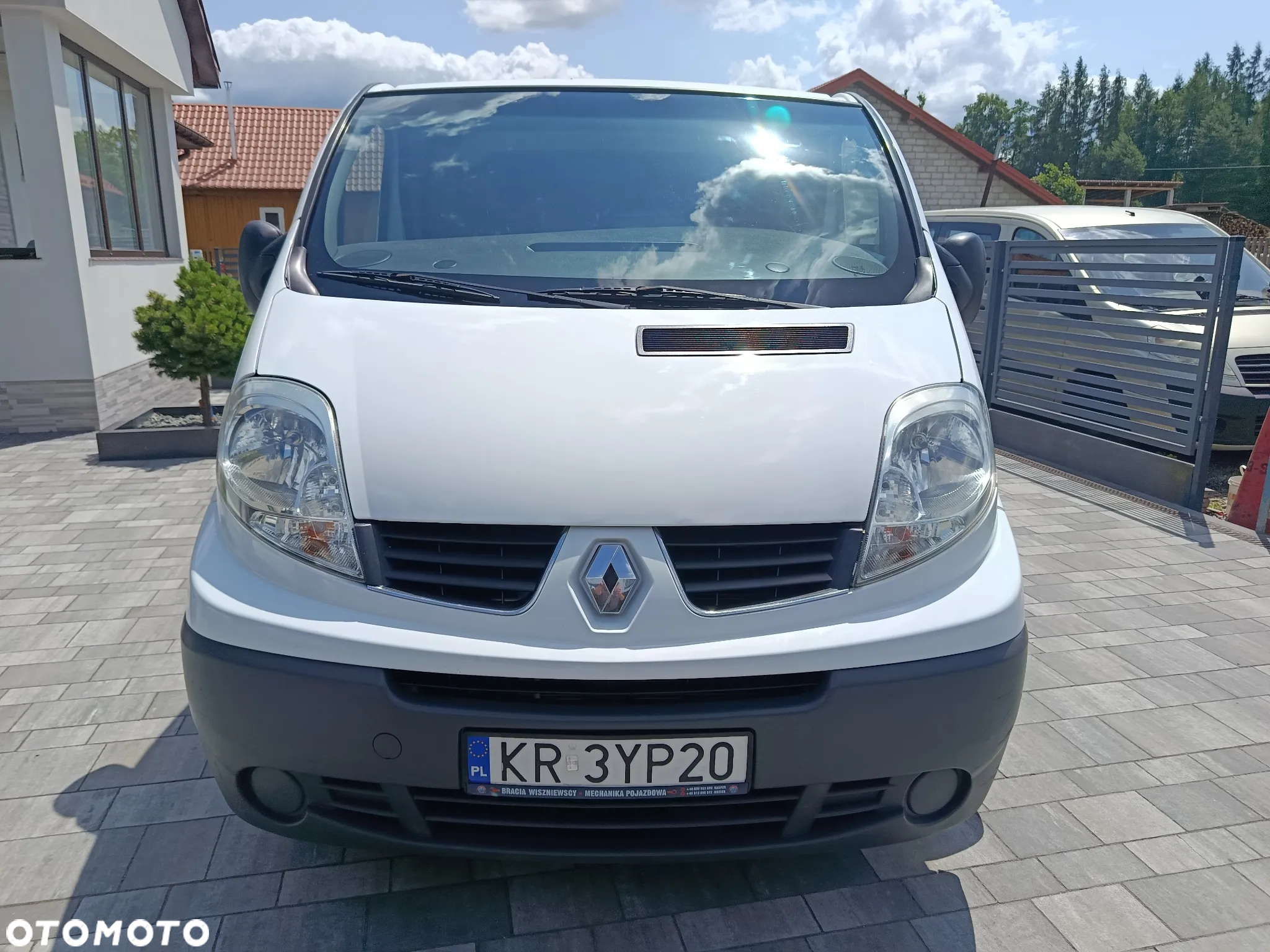 Renault Trafic Long - 10