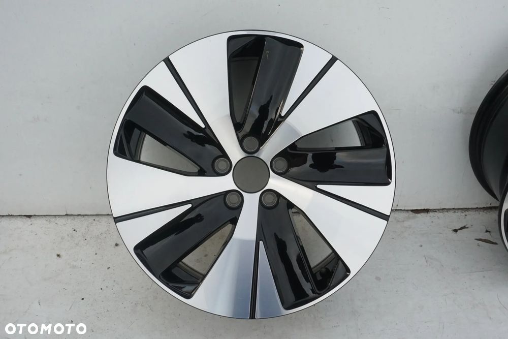Volvo OE 5x108 18 7,5J et50,5 31680403 stan bdb-