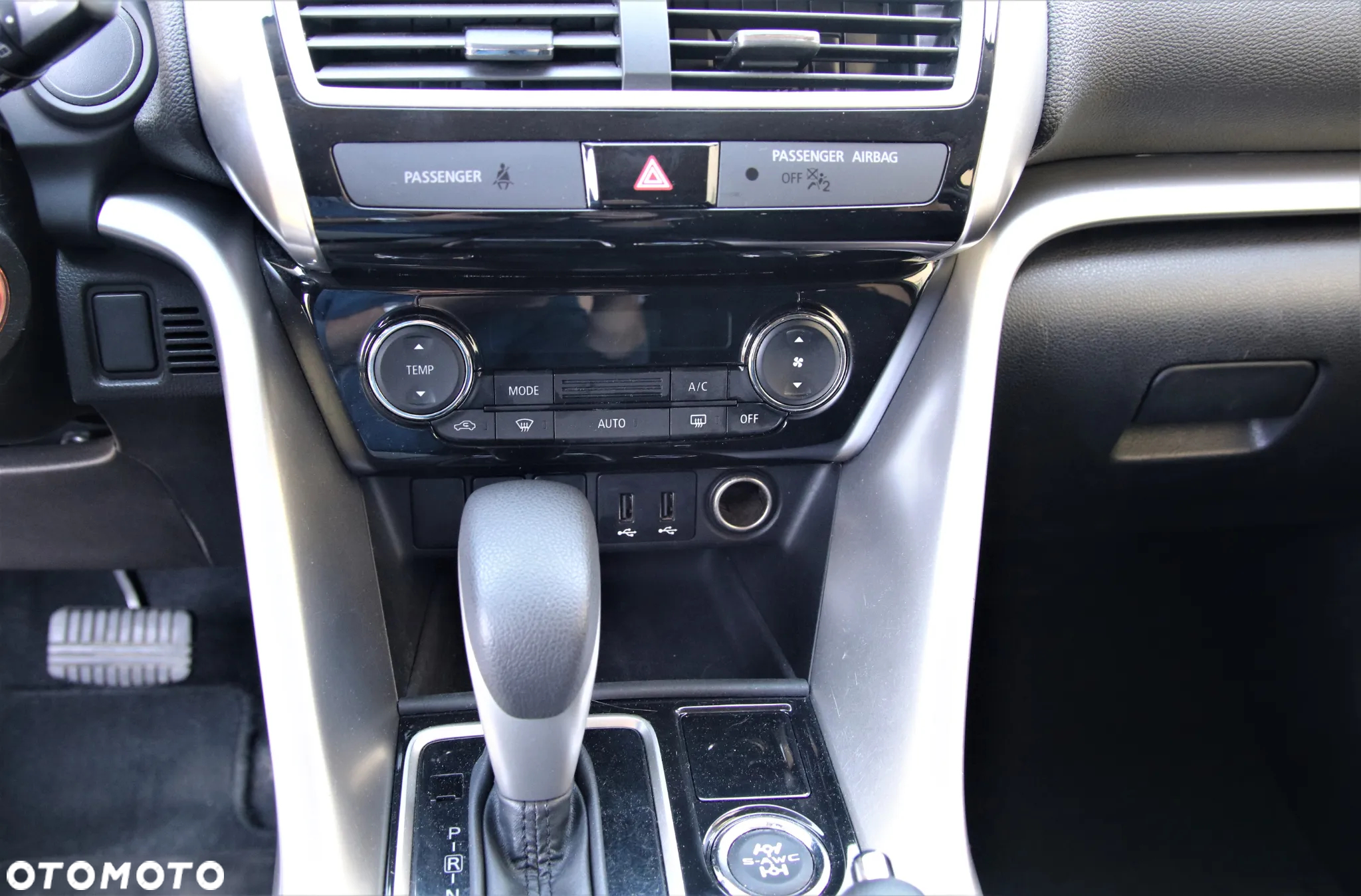 Mitsubishi Eclipse Cross 1.5 T Instyle CVT 4WD - 30