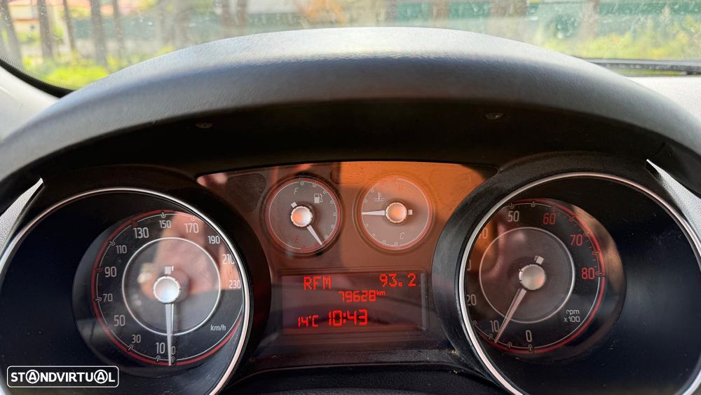 Fiat Punto 1.2 Lounge Start&Stop - 9