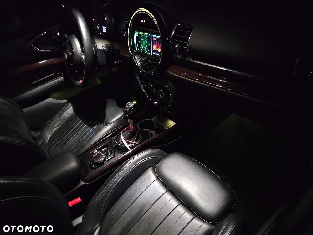 MINI Clubman Cooper SD ALL4 - 22