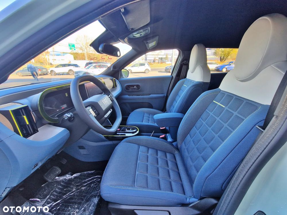 Fiat Grande Panda 1.2 mHEV La Prima eDCT - 5