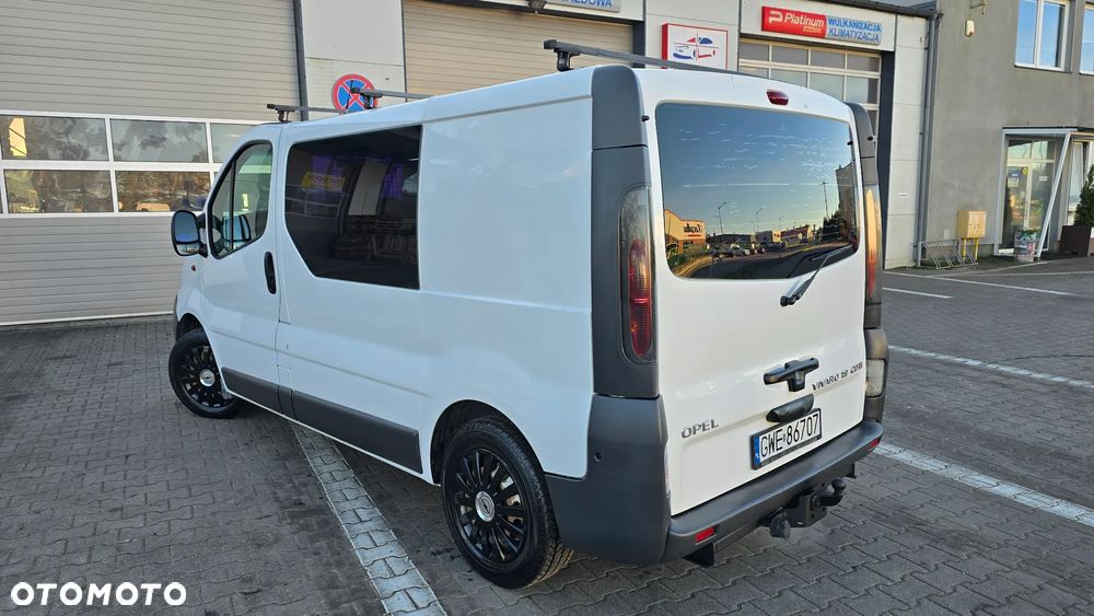 Opel Vivaro - 15