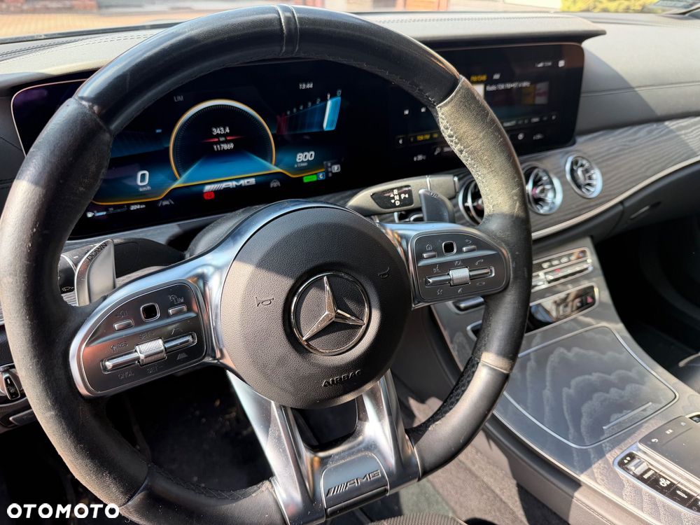 Mercedes-Benz CLS - 4