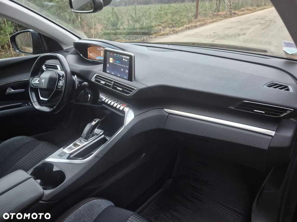 Peugeot 5008 BlueHDi 130 EAT8 Active Pack - 26