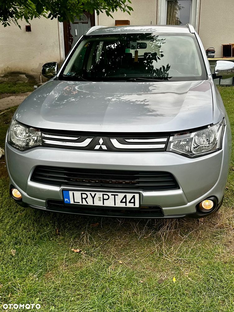 Mitsubishi Outlander 2013 photo 5