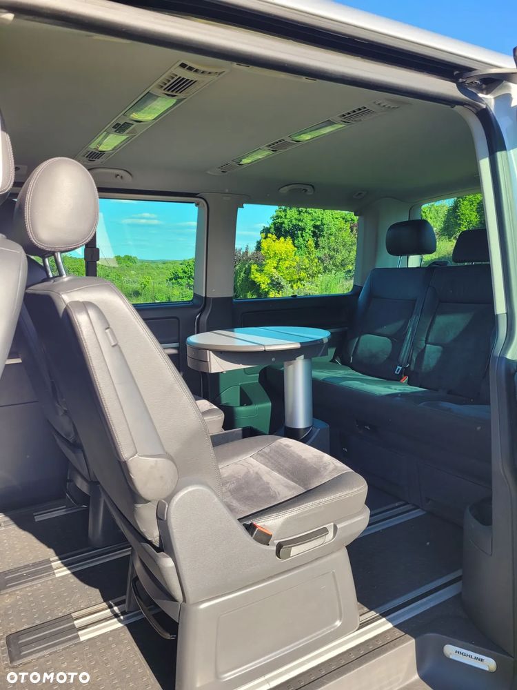 Volkswagen Multivan - 13