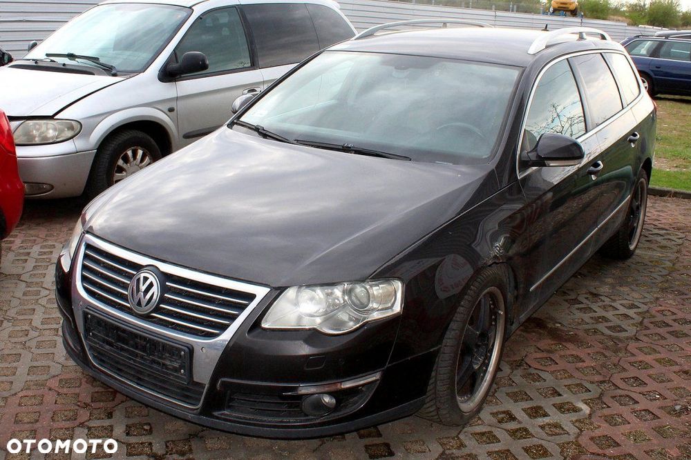 VW Passat B6 2005 2.0TDI BMP Kombi (MASKA, ZDERZAK, LAMPA, BŁOTNIK, DRZWI, SZYBA, FOTEL) - 3