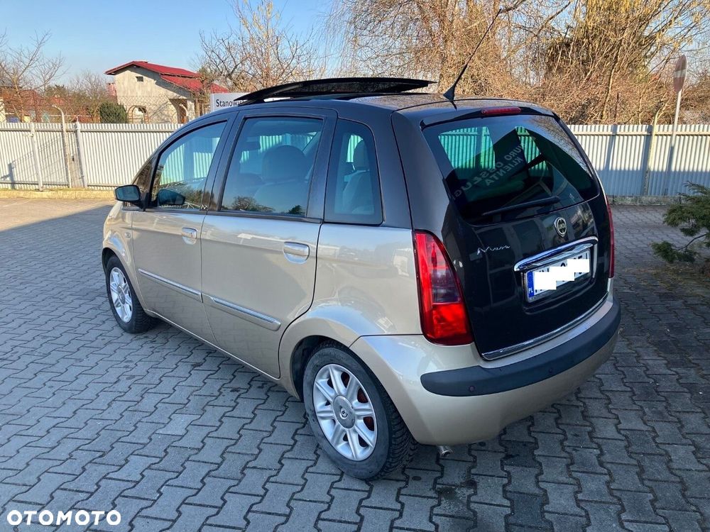 Lancia Musa 1.4 16V Platino - 4