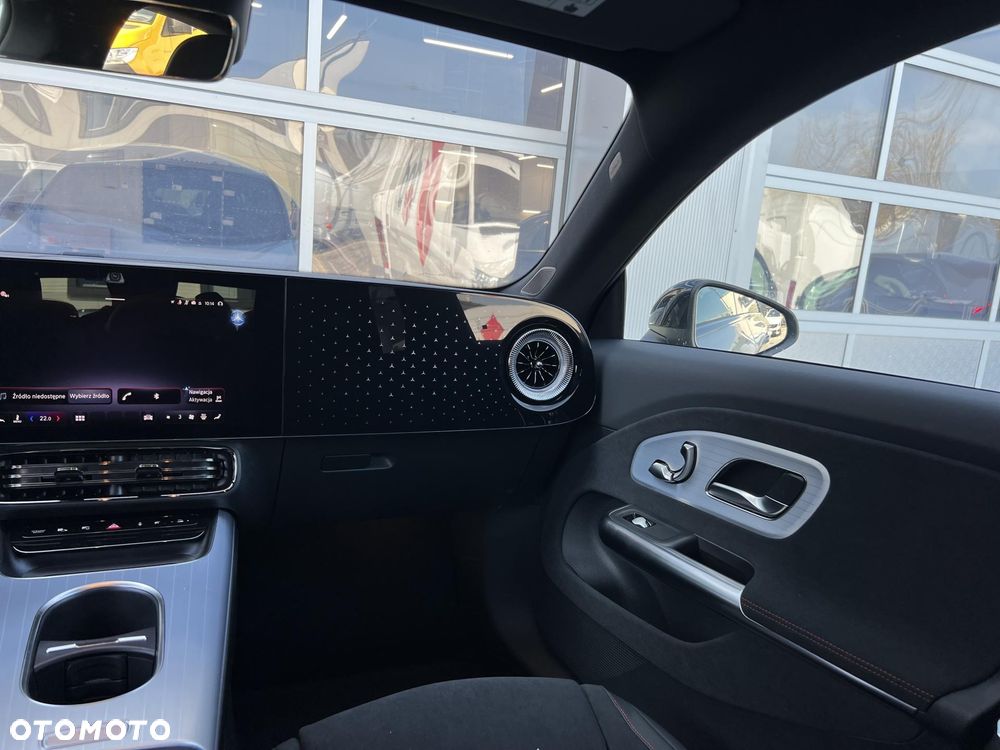 Mercedes-Benz CLA 220 mHEV 4-Matic 8G-DCT - 17