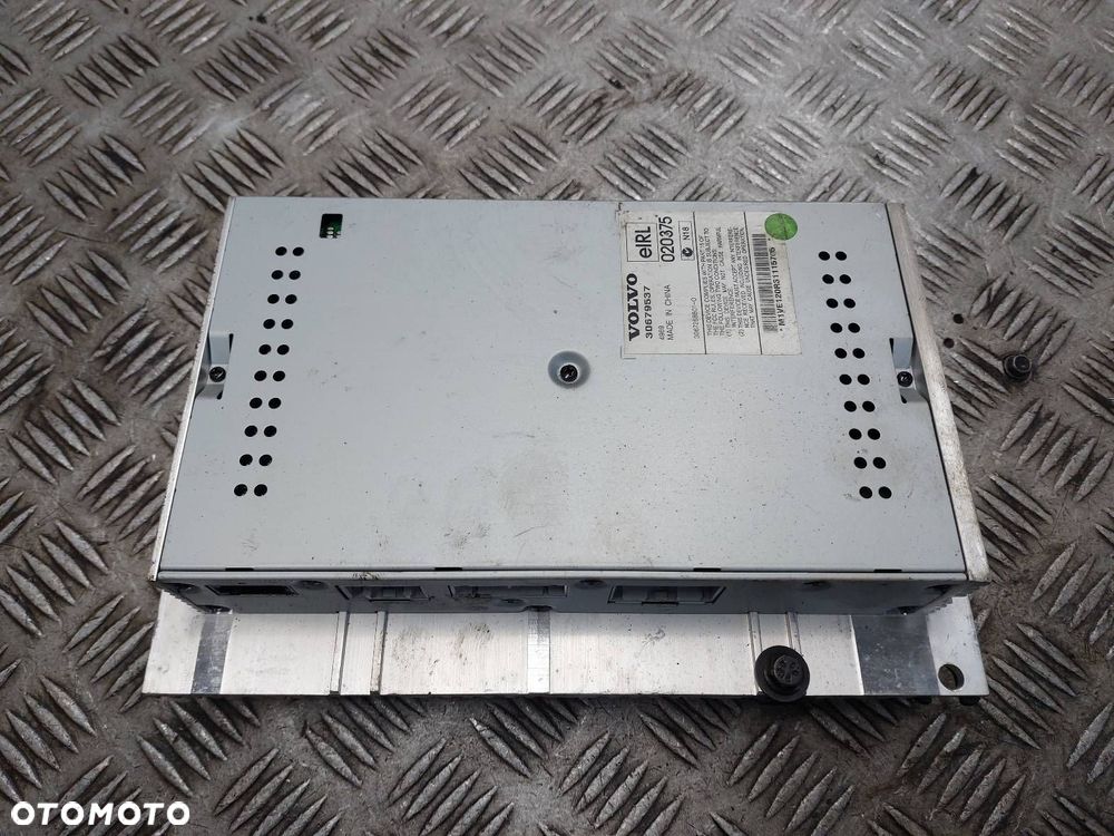 WZMACNIACZ AUDIO VOLVO S40 II 30679537 - 1