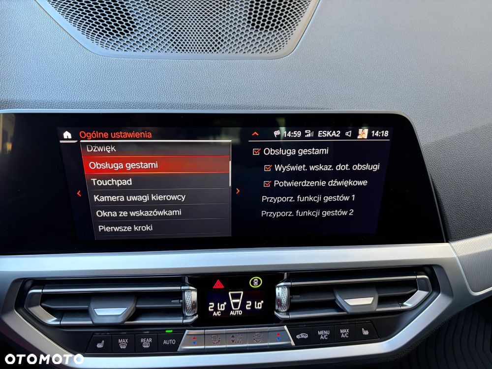 BMW Seria 3 330i - 37