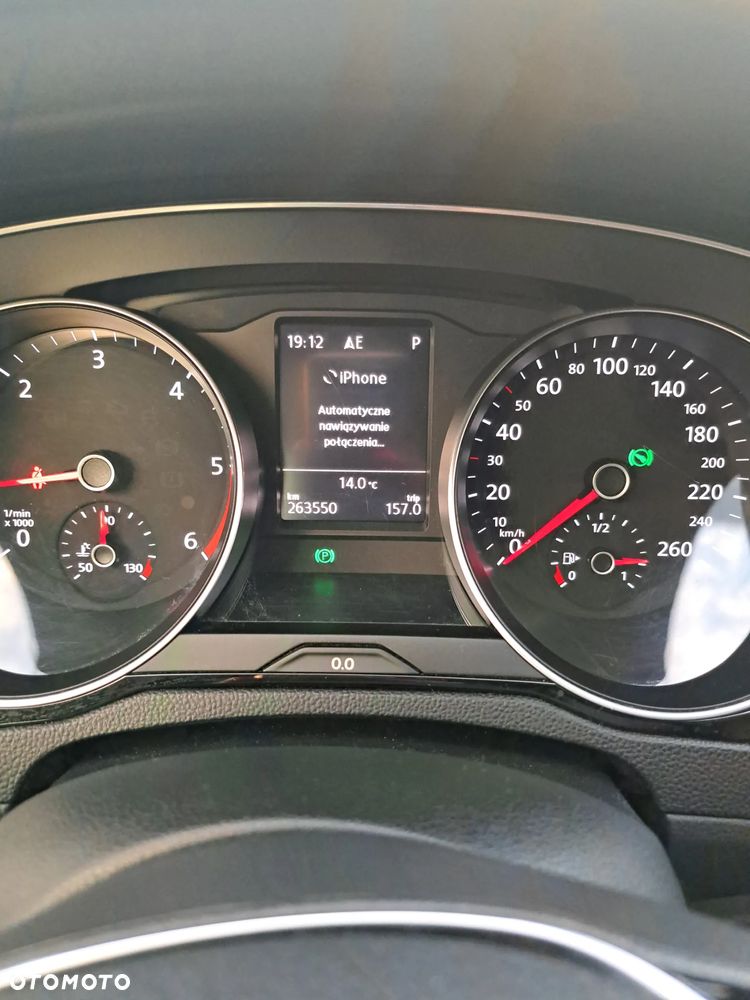 Volkswagen Passat 2.0 TDI (BlueMotion Technology) DSG Comfortline - 26