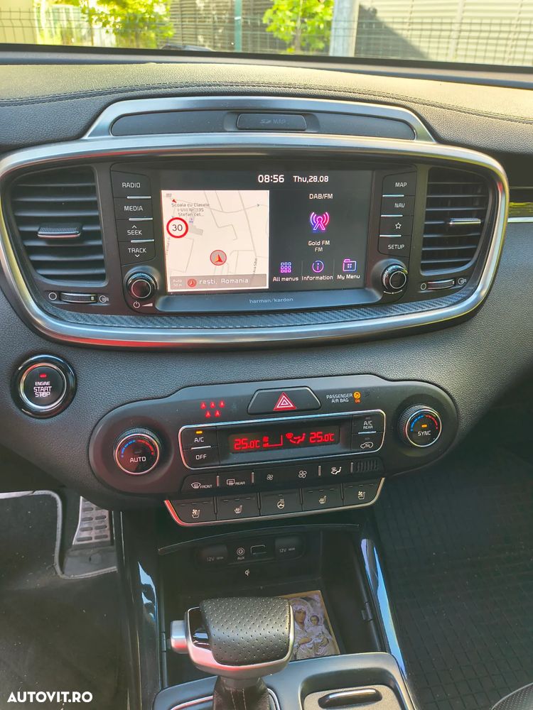Kia Sorento - 5