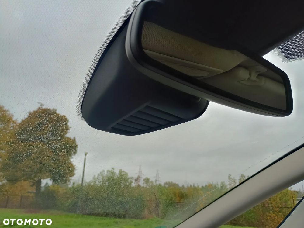 Ford Galaxy 2.0 TDCi Titanium - 33
