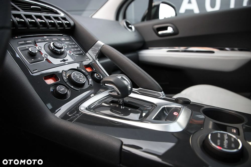 Peugeot 3008 - 24
