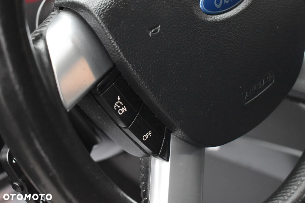 Ford C-MAX 2.0 Titanium - 21