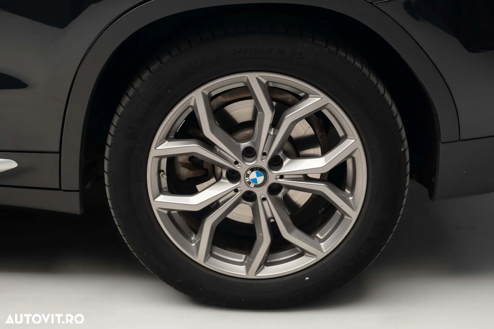 BMW X3 xDrive30e AT PHEV - 11