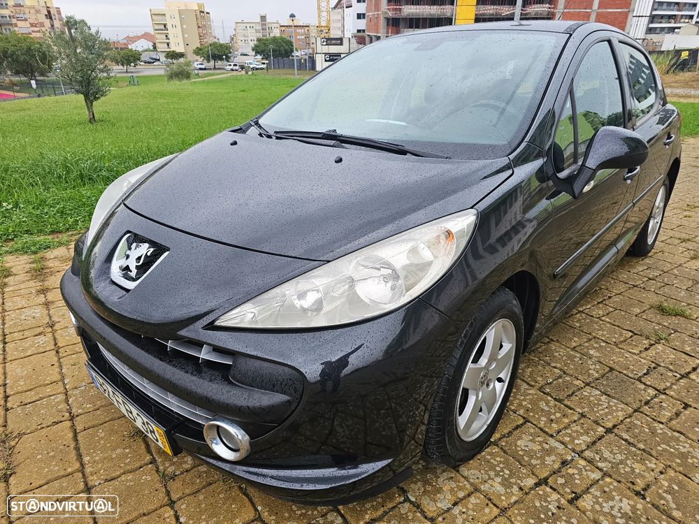 Peugeot 207 1.4 16V Trendy - 22