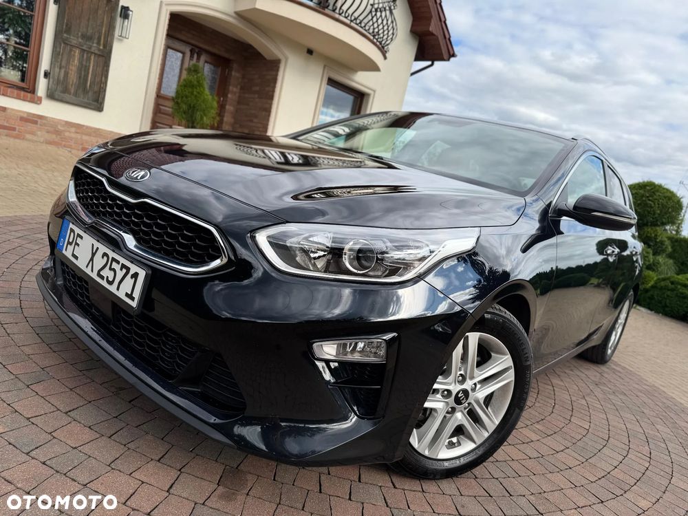 Kia Ceed 1.4 T-GDI L Business Line - 4