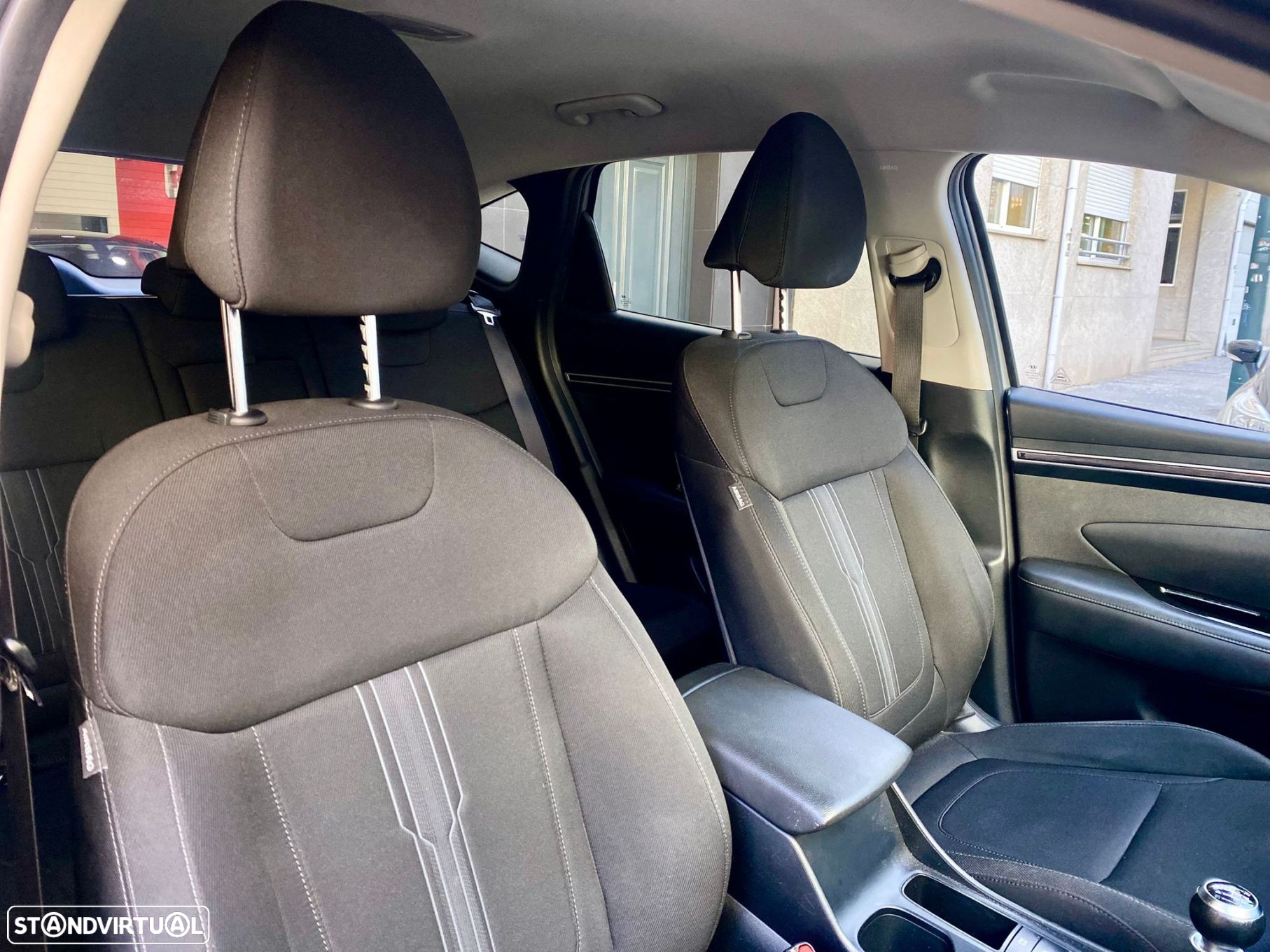 Hyundai Tucson 1.6 T-GDi Premium - 30