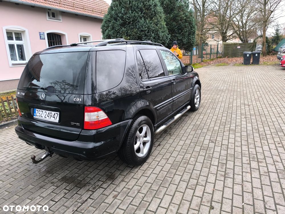 Mercedes-Benz ML - 6