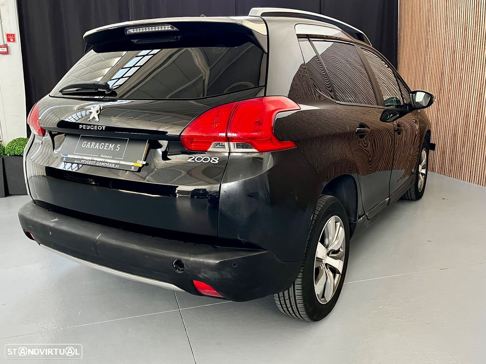 Peugeot 2008 1.6 BlueHDi Style - 4