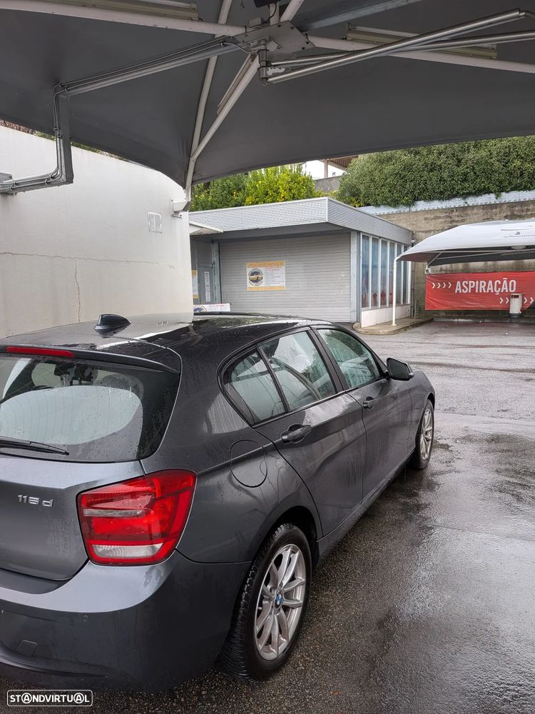BMW 116 - 2