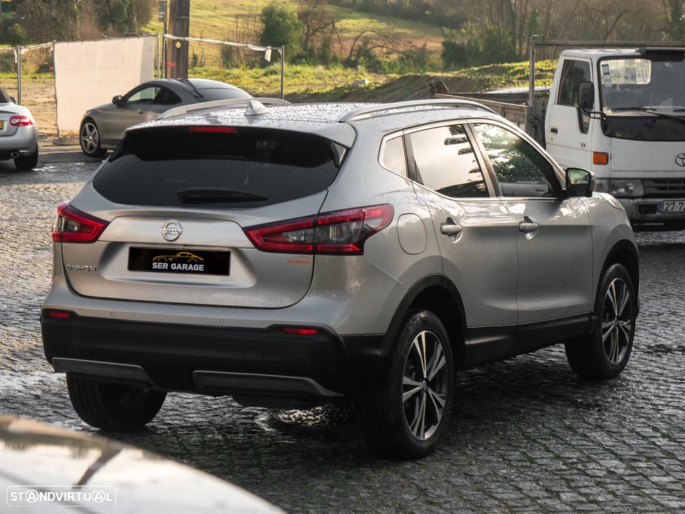 Nissan Qashqai - 25