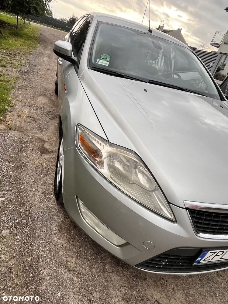 Ford Mondeo 1.8 TDCi Titanium - 21