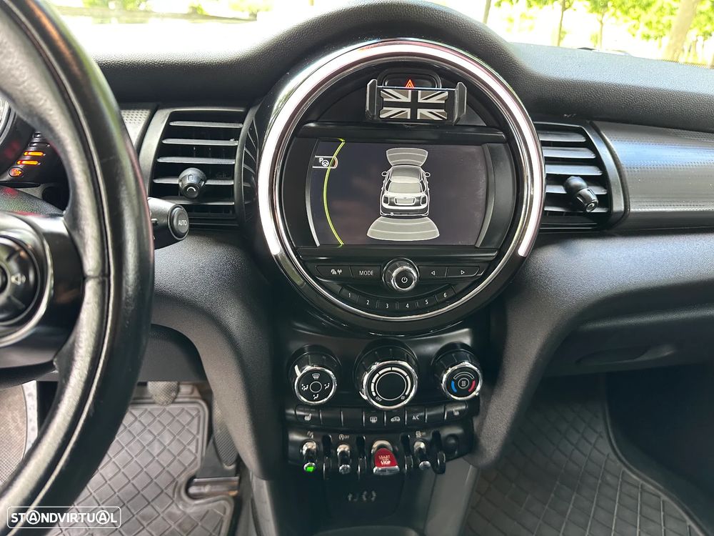 MINI 5 Portas Cooper D - 24
