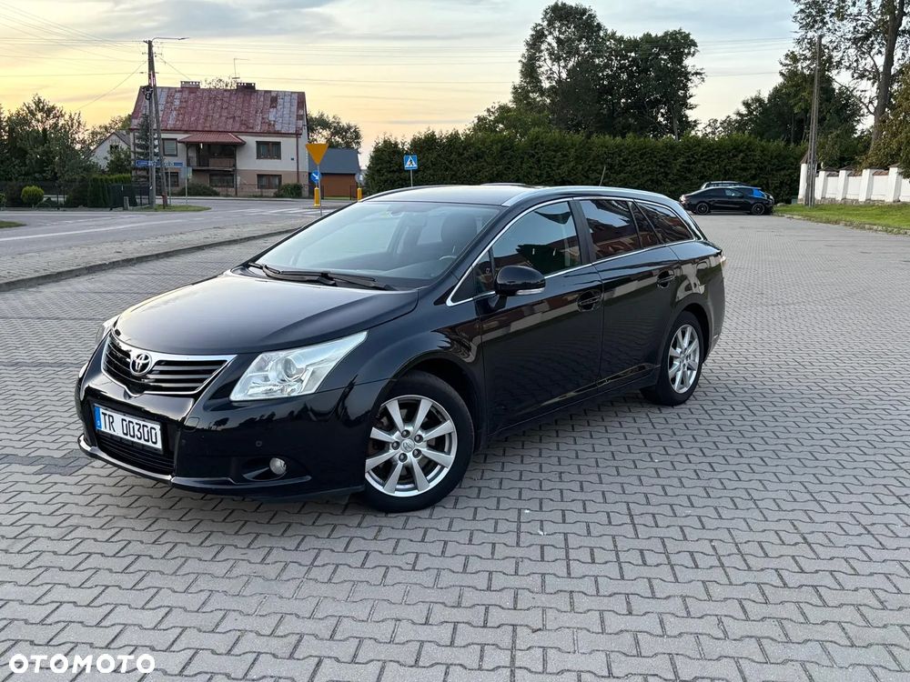 Toyota Avensis 2.2 D-4D X - 2