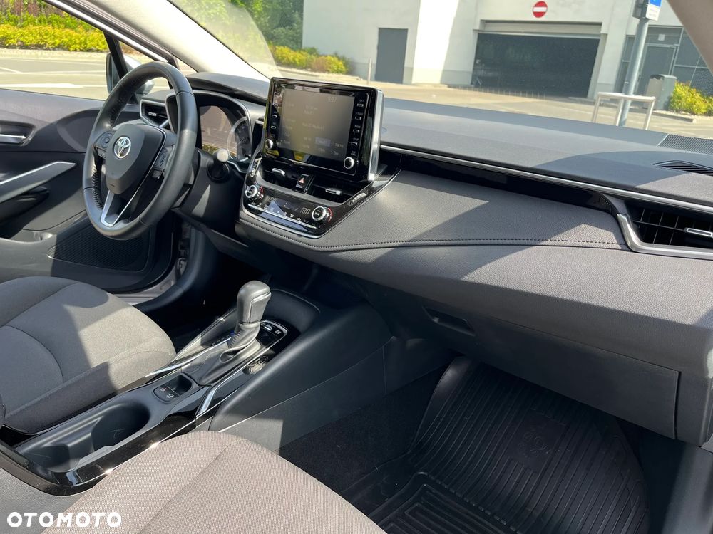 Toyota Corolla 1.8 Hybrid Comfort - 13