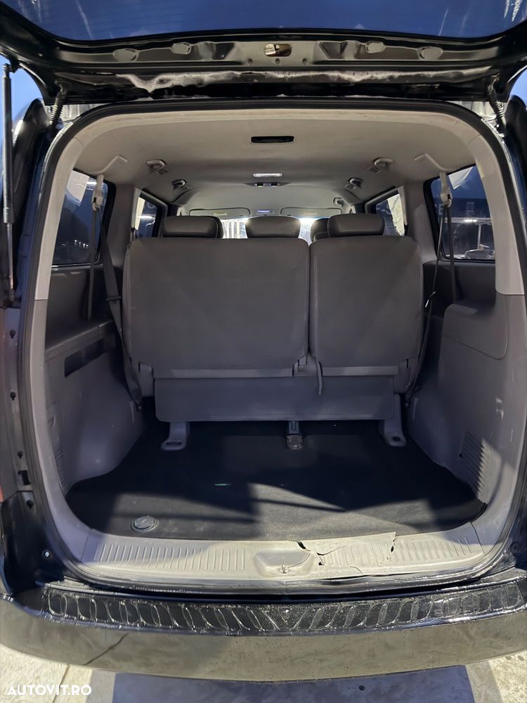 Hyundai H-1 Starex - 5