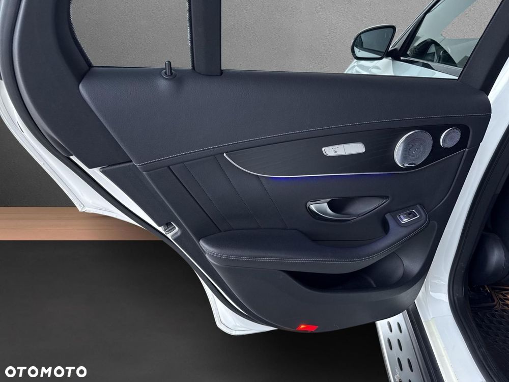 Mercedes-Benz GLC - 14