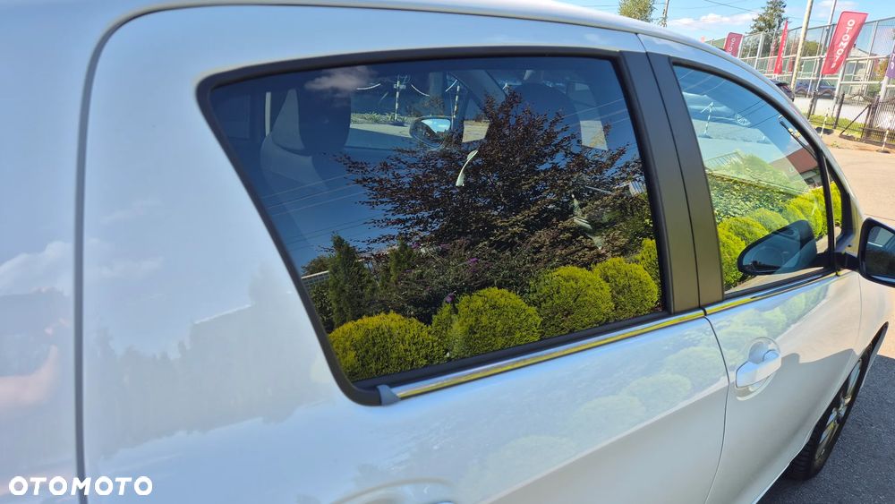 Toyota Yaris 1.33 Sol - 23