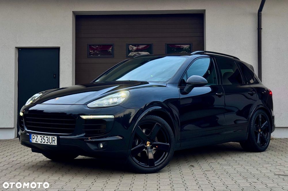 Porsche Cayenne Platinum Edition - 2