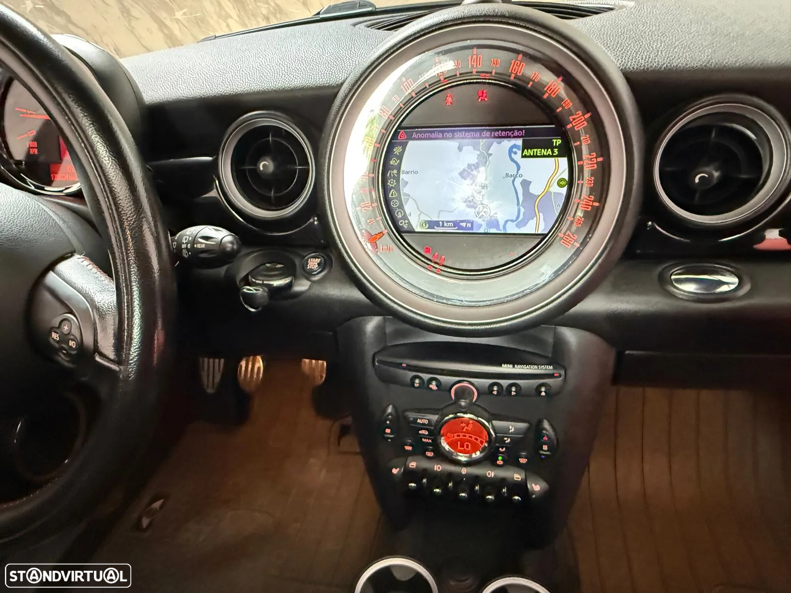 MINI 3 Portas John Cooper Works - 17