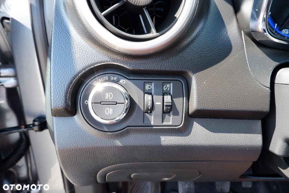 Chevrolet Trax 1.6 LS - 16