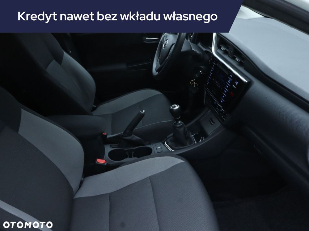 Toyota Auris - 11
