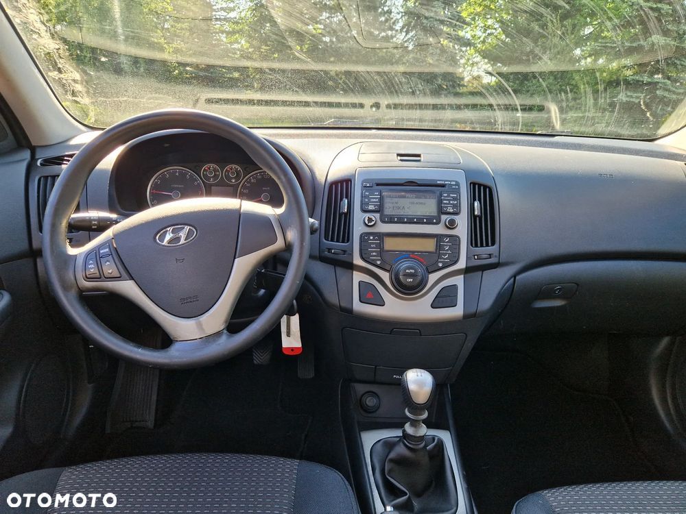 Hyundai i30 1.6 Comfort - 5